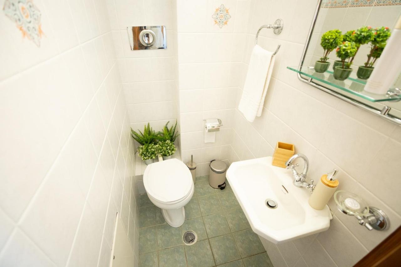 Apartment Kouros Delphi Bagian luar foto